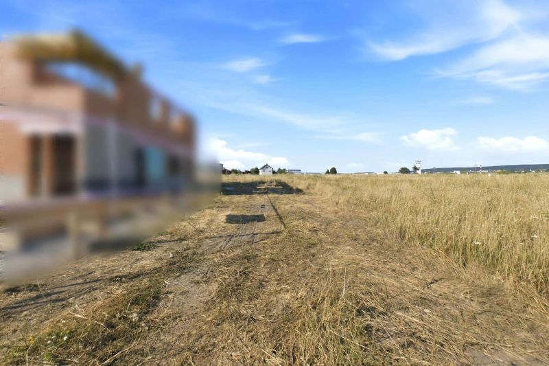 Gro�z�giges Baugrundst�ck mit eigener Zufahrt ? 1.175 m� und bis zu zwei Wohneinheiten /  / 2111&nbsp;Harmannsdorf / Bild 0